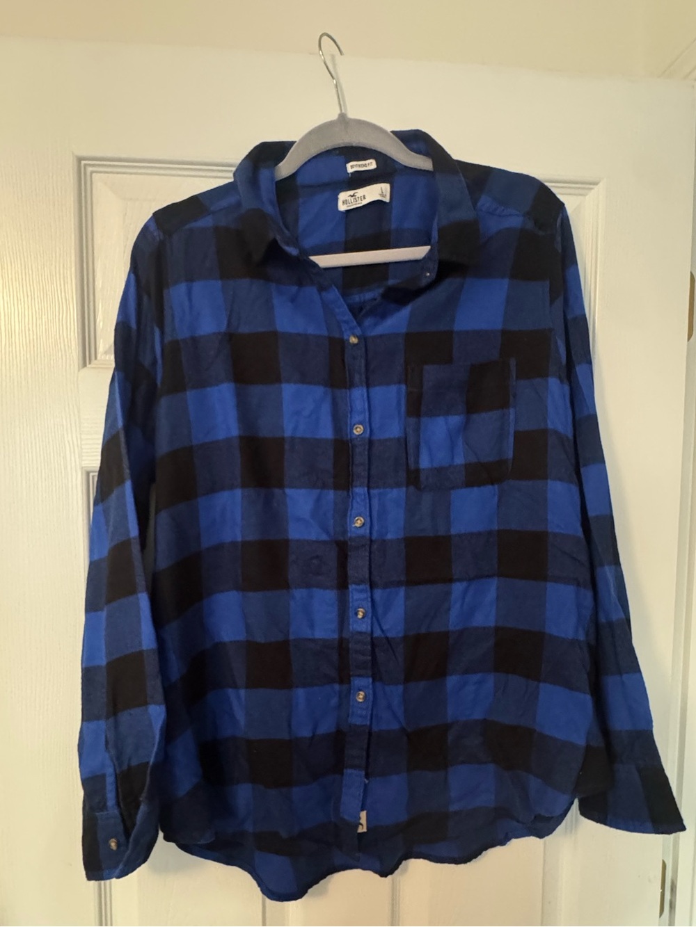 Hollister Blue and Black Buffalo Plaid Button-Up boyfriend fit Shirt sz L